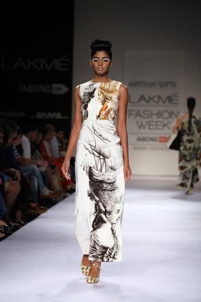 Designer Aartivijay Gupta showcases collection at LFW