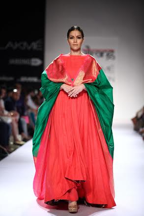 Designer Gaurang showcases collection at LFW