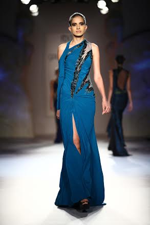 Shraddha Kapoor walks for Gaurav Gupta at ICW Delhi