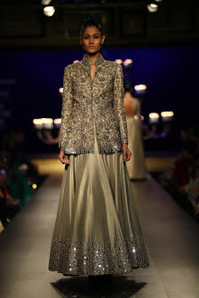 ICW Delhi: Aditya Roy Kapoor, Alia Bhatt walks ramp for Manish Malhotra