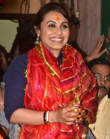 Rani Mukerji prays at Kalighat temple ahead of film release