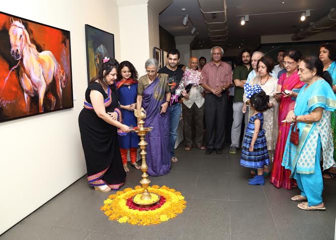 Raell Padamsee inaugurates Stillness in Motion  exhibition