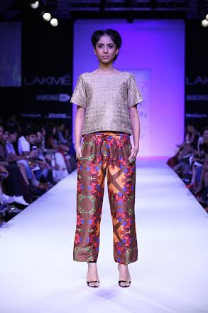 Geeta Basra walks for  Sougat Paul at Lakme Fashion Week