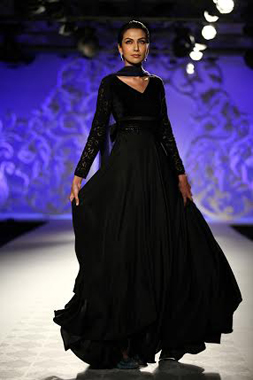 ICW Delhi: Varun Bahl showcases collection