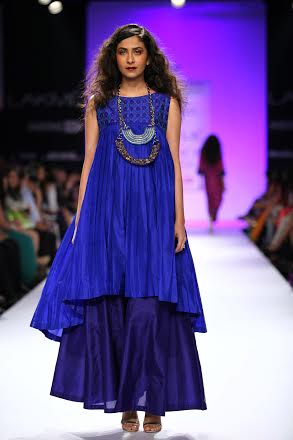 Designer Shruti Sancheti showcases collection at LFW