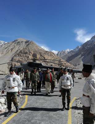  Modi arrives at Siachen Base Camp