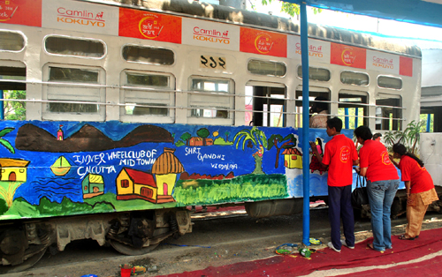 Local talents paint Kolkata trams in bright colours 