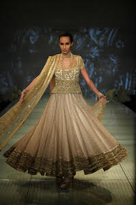 Tarun Tahiliani showcases at Bridal Fashion Week