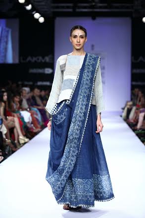 Konkona Sen Sharma walks the ramp at Lakme Fashion Week