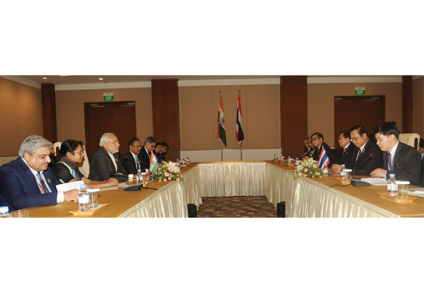 Modi meeting the Prime Minister of Malaysia