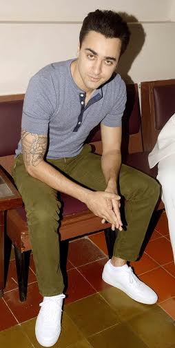 Imran Khan attends Mumbai college fest