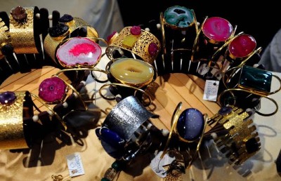 Richa Sharma inaugurates fashion exhibition in Kolkata 