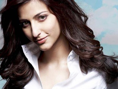 Shruti Haasan lends her voice for AIDS awareness