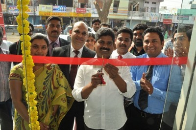 UAE Exchange India opens 11 new branches in Hyderabad & Karim Nagar