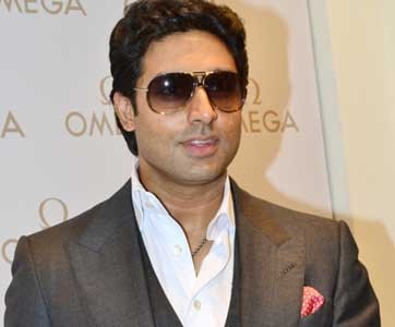 Kabbadi: Abhishek buys Jaipur franchise  
