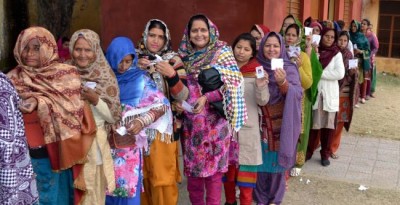 J&K: 76% polling in final phase