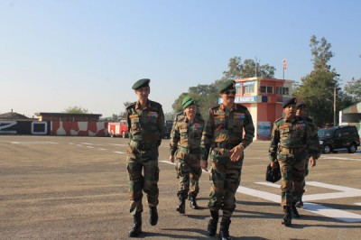 Army chief visits Northern Command in J&K