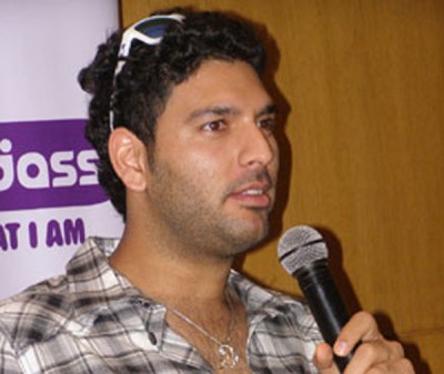 BCCI drops Yuvi, Gautam from contract list