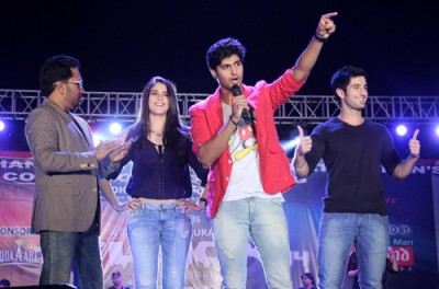 Mika gives students a LIVE treat