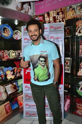 Tolly stars launch Presto Friendship Bouquet   