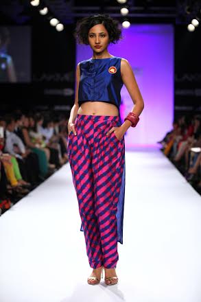 Designer Shruti Sancheti showcases collection at LFW