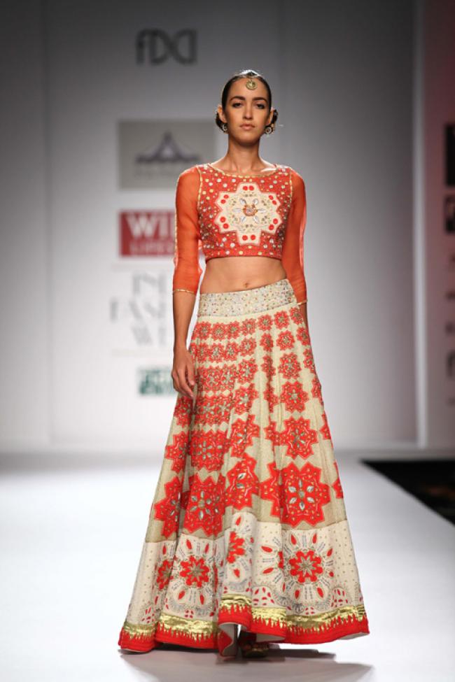 Wills Fashion Week: Pia Pauro