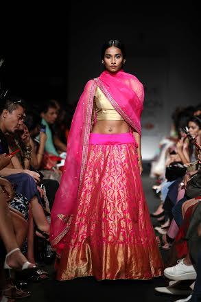Sanjay Garg showcases collection at LFW
