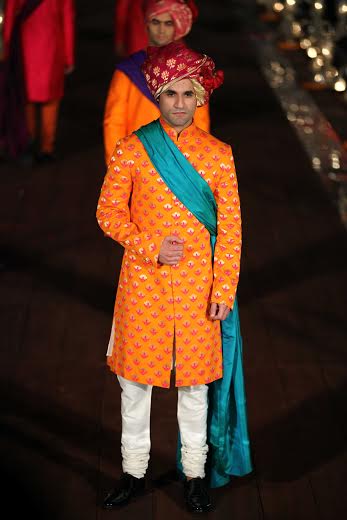 Rohit Bal showcases his collection at WLIFW 