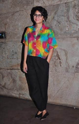 Aamir hosts special PK screening for Sachin