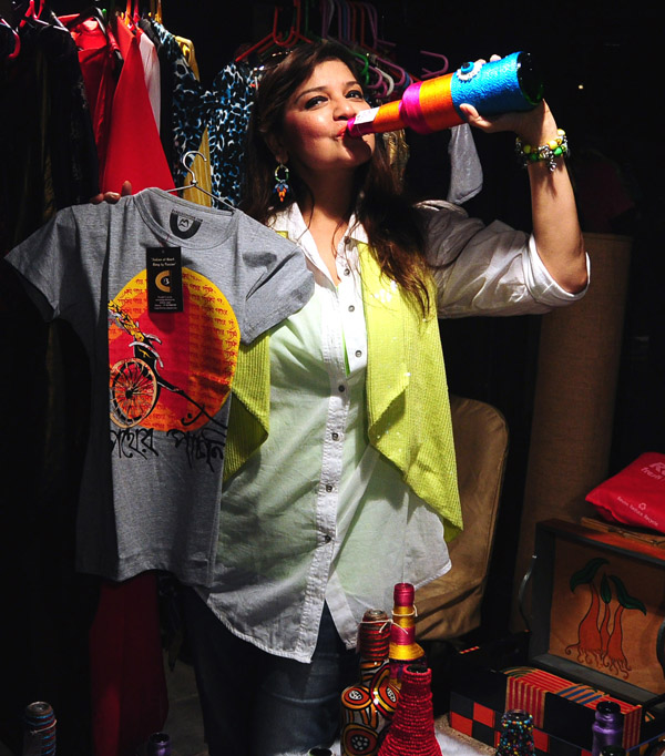 Pallavi graces launch of  Meenabazaar Classics 