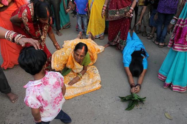 India celebrates Chhatha Puja