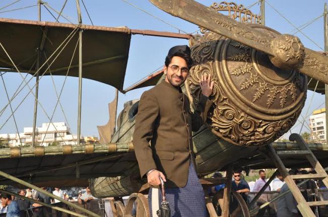 Team Hawaizaada recreates history in Mumbai beach