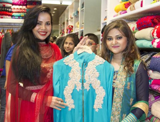 New designer couture store opens in Kolkata