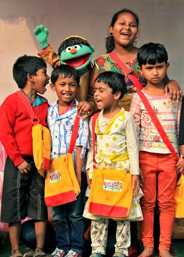Young champions of 'Raho Swachh, Jiyo Mast' Campaign felicitated in Kolkata