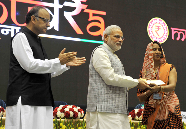 Narendra Modi launching the Pradhan Mantri MUDRA