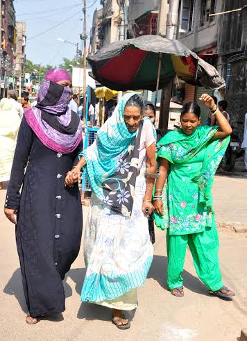 Kolkata votes to elect new corporation amid violence