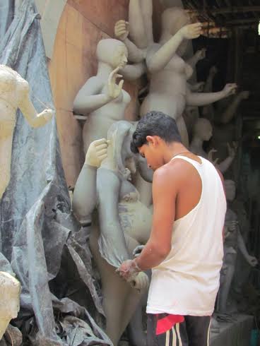 Artisans give final touches to Durga idols in Kumartoli