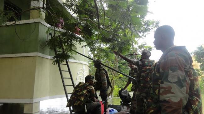 Army continues flood relief operations 