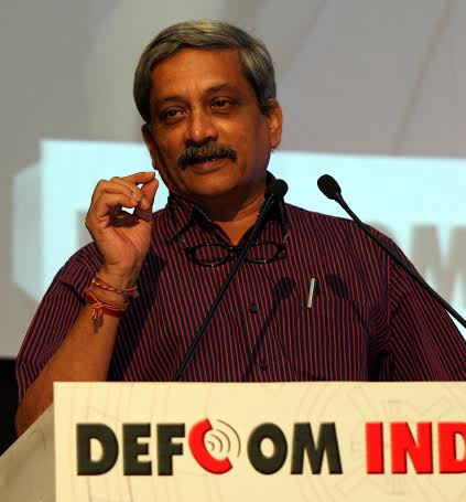 Defence Minister Manohar Parrikar inaugurates Def Com