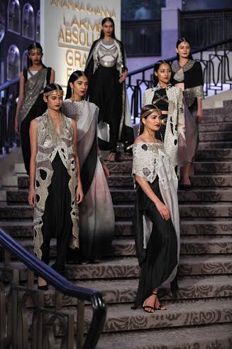 Anamika Khanna's collection showcased in LFW 