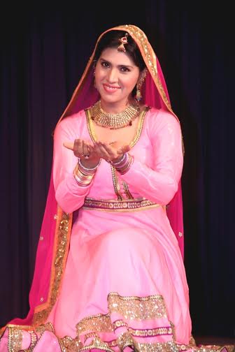 Anjanaa Bhattacharya receives special award for Kathak 