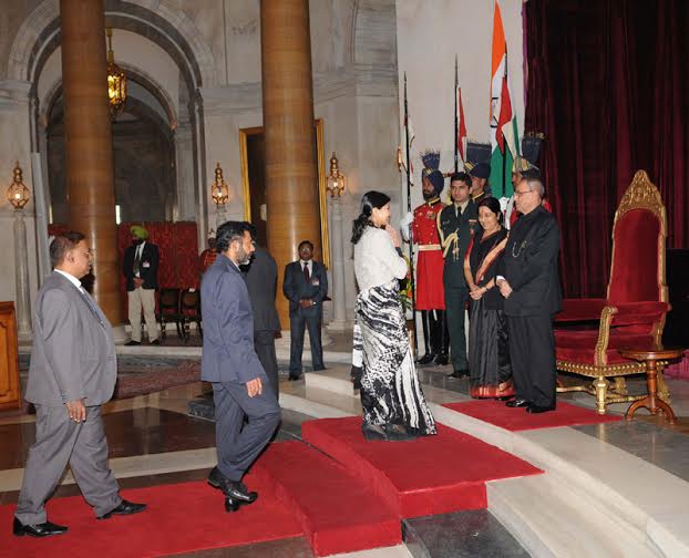 Prez meets delegates to the Sixth Annual Heads of Mission Conference