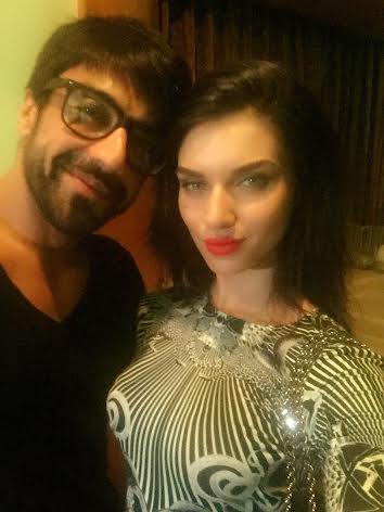 Scarlett Wilson spotted at Manish Paul's birthday bash