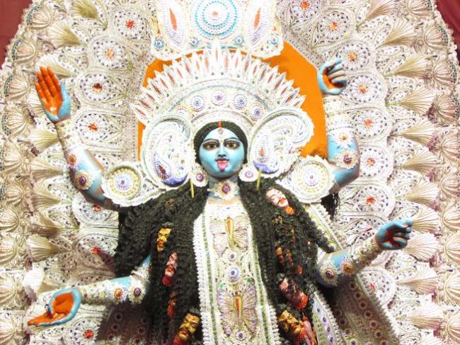 Kolkata: Anath Smriti Sangha celebrates Kali Puja