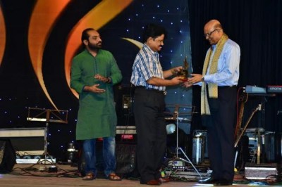 Suthol Pathikrit Samman 2015 hosted in Kolkata