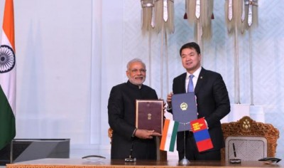 Narendra Modi and the Prime Minister of Mongolia