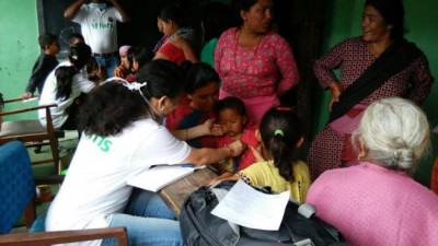 Fortis Medics treat over 5000 quake victims in Nepal