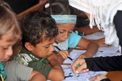 Middle East: Funding crisis may force UN agency to delay start of school year