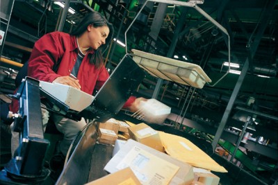 UN trade report urges to improve environment for e-commerce