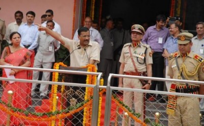 Demolition of slums: Arvind Kejriwal seeks appointment with Railway Minister  